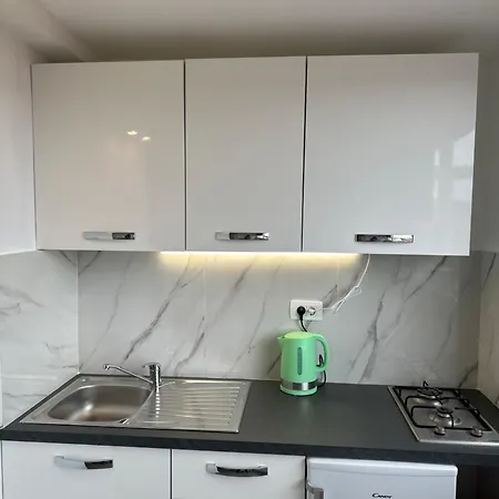 Crolivia Apartment